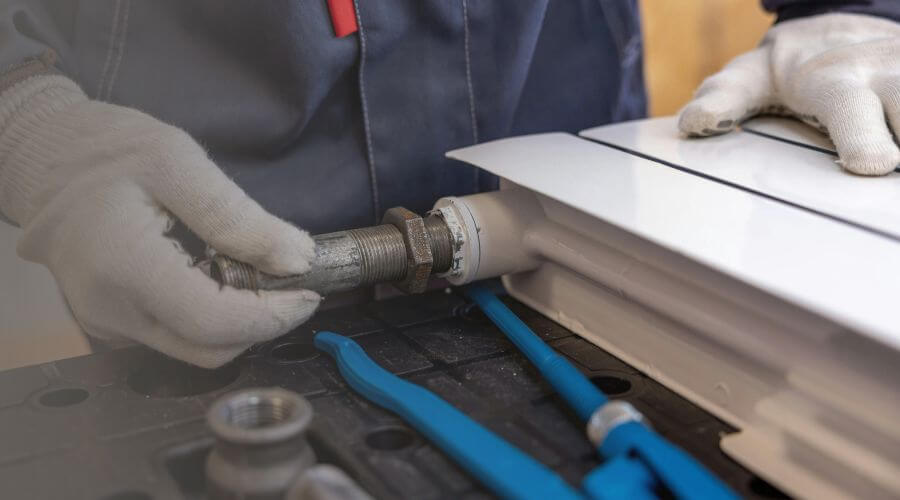 Expert burst pipe repair services in Napoleon, MO